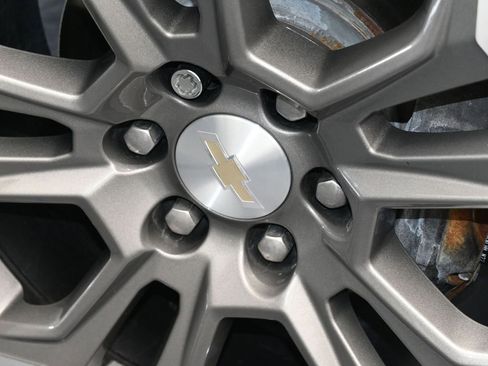 Used 2022 Chevrolet Silverado 1500 High Country image 40