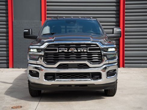 Used 2025 RAM 3500 Tradesman AWD/4WD image 2