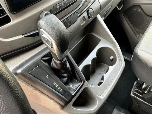 Used 2022 Ford Transit 350 XLT image 17