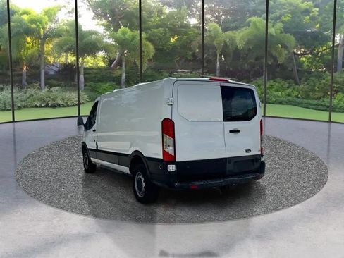 Used 2017 Ford Transit 250 148 Low Roof RWD image 7