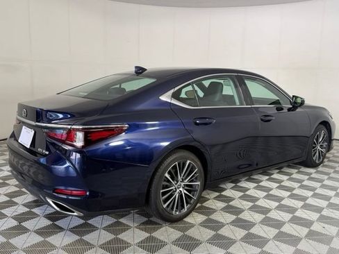Certified 2023 Lexus ES 350 w/ Premium Package FWD image 7