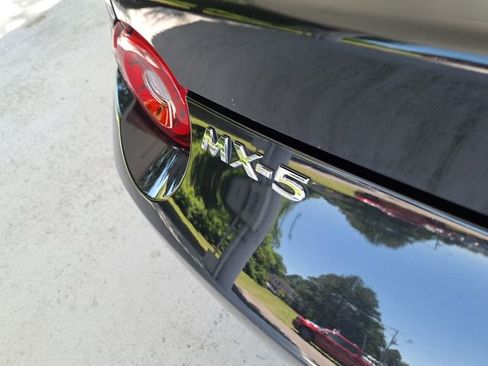 Used 2025 MAZDA MX-5 Miata RF Grand Touring RWD image 7