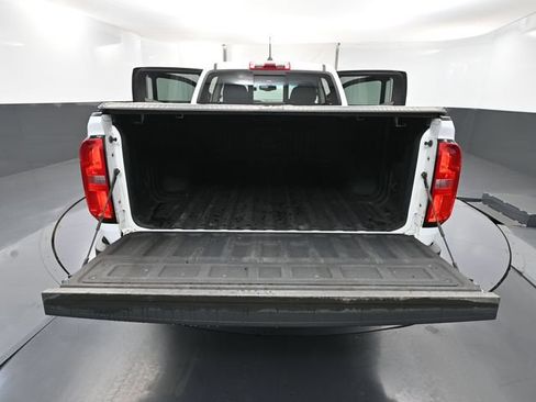 Used 2018 Chevrolet Colorado Z71 AWD/4WD image 34