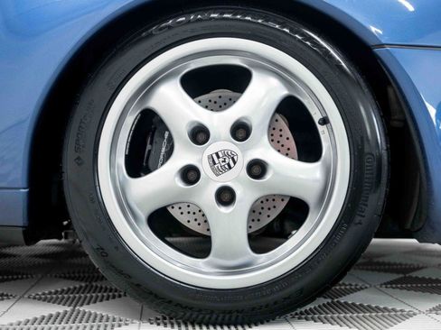 Used 1997 Porsche 911 Carrera RWD image 36