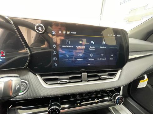 New 2026 Chevrolet Equinox LT image 16