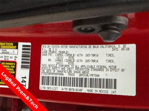 Used 2021 Toyota Tacoma TRD Off-Road w/ TRD Premium Off Road Package image 32