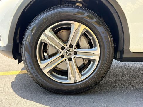 Used 2018 Mercedes-Benz GLC 300 image 13