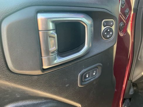 Used 2021 Jeep Wrangler Unlimited Sport image 20