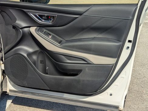 Used 2024 Subaru Forester Limited image 28