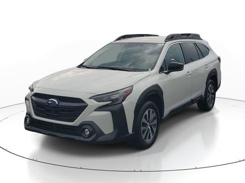 Certified 2025 Subaru Outback Premium AWD/4WD image 2