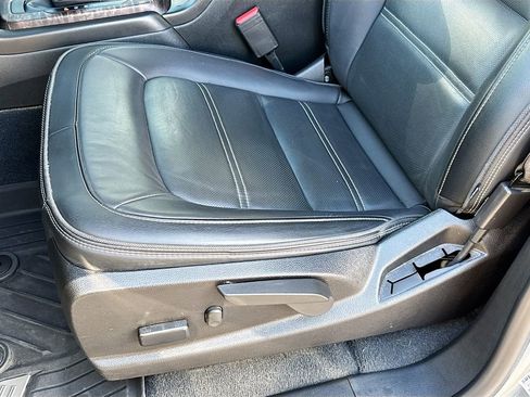 Used 2022 GMC Canyon Denali image 19