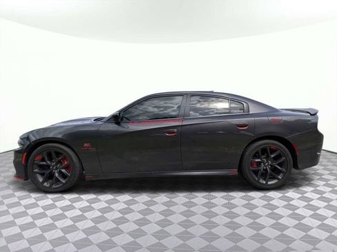 Used 2022 Dodge Charger R/T w/ Plus Group RWD image 7
