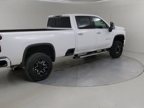 Used 2022 Chevrolet Silverado 3500 High Country AWD/4WD image 13