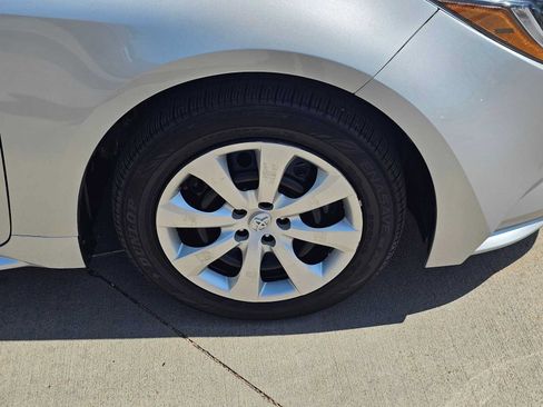Certified 2025 Toyota Corolla LE FWD image 9