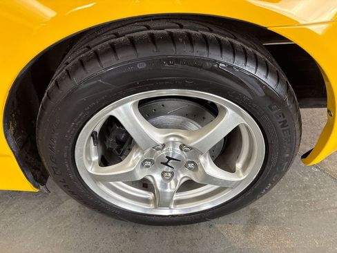 Used 2003 Honda S2000 image 37