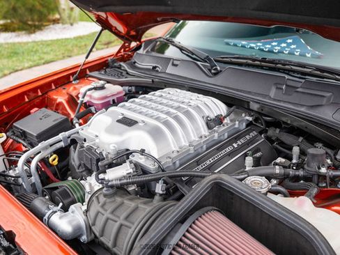 Used 2020 Dodge Challenger SRT Hellcat Redeye image 17