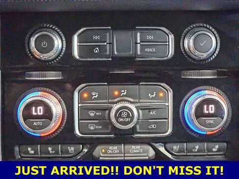 Certified 2021 GMC Yukon XL Denali w/ Denali Premium Package image 27