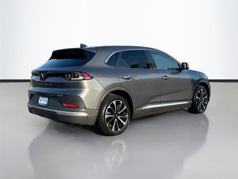 New 2025 VinFast VF 8 Plus image 7