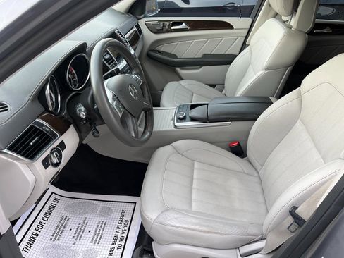 Used 2015 Mercedes-Benz GL 320 GL350 BlueTEC w/ Premium I Package image 11