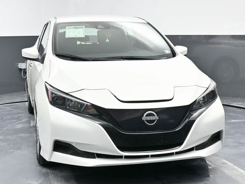 Used 2023 Nissan Leaf S image 4