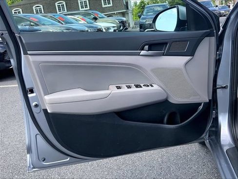 Used 2017 Hyundai Elantra SE w/ SE A/T Tech Package 03 FWD image 26