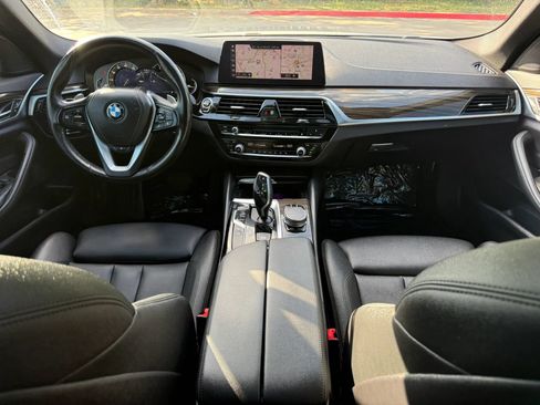 Used 2019 BMW 530i xDrive w/ Premium Package AWD/4WD image 12