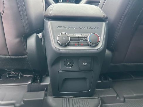 New 2026 Ford Explorer Platinum w/ LUX Leather Package image 19