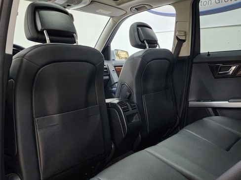 Used 2011 Mercedes-Benz GLK 350 4MATIC image 16