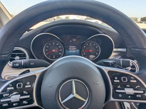 Used 2019 Mercedes-Benz C 300 Sedan image 33