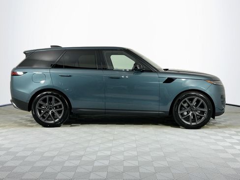 New 2026 Land Rover Range Rover Sport SE image 4