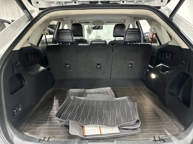 Certified 2020 Ford Edge SEL w/ Convenience Package FWD image 26