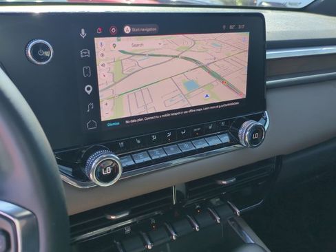 Used 2023 GMC Canyon Denali w/ Denali Black Edition image 13