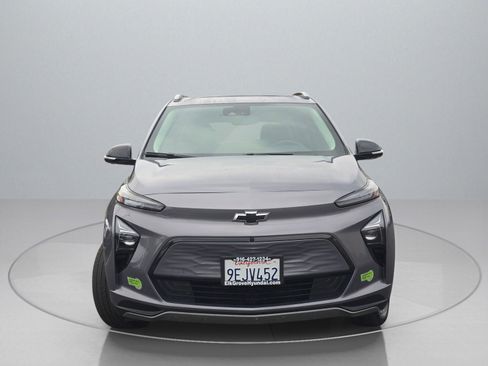Used 2022 Chevrolet Bolt EUV Premier w/ Sun & Sound Package image 2