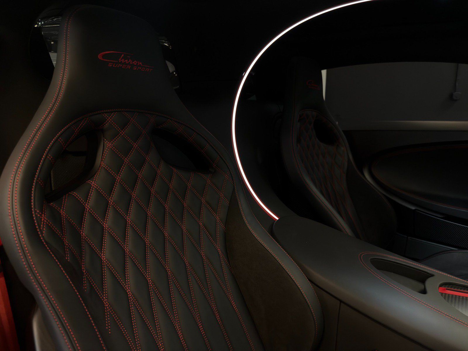 Used 2024 Bugatti Chiron Super Sport AWD/4WD image 37