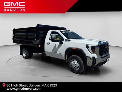 New 2026 GMC Sierra 3500 Pro w/ Convenience Package