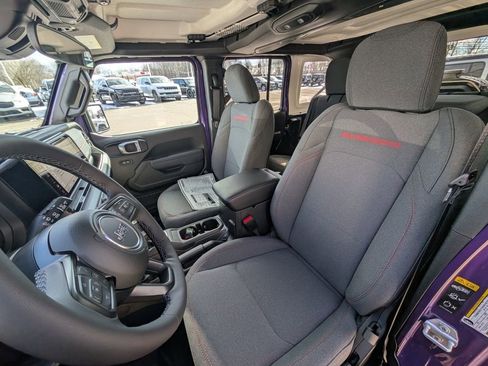 New 2026 Jeep Wrangler Unlimited Rubicon image 15