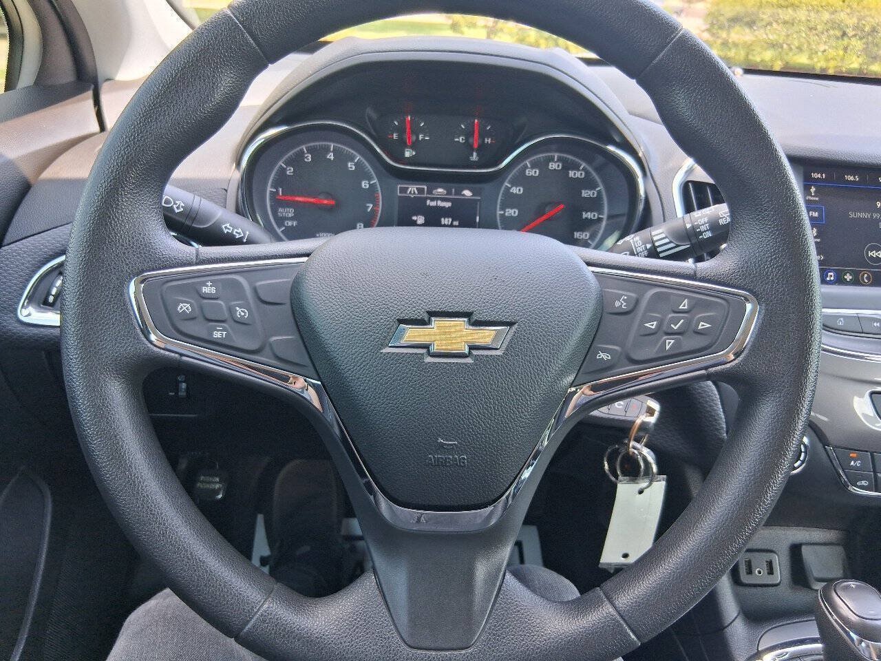 Used 2019 Chevrolet Cruze LS w/ LS Convenience Package FWD image 17