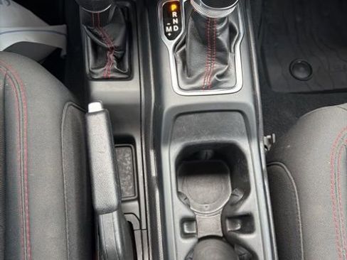 Used 2022 Jeep Wrangler Unlimited Rubicon w/ Cold Weather Group image 27