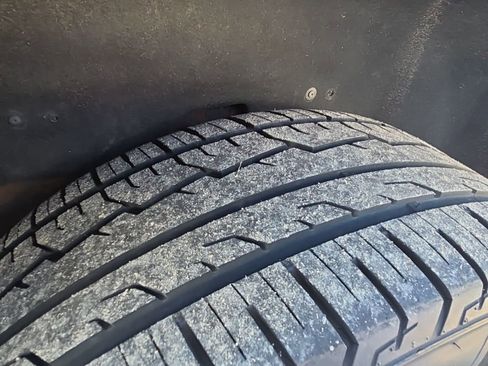 Used 2015 GMC Yukon Denali w/ Open Road Package image 15