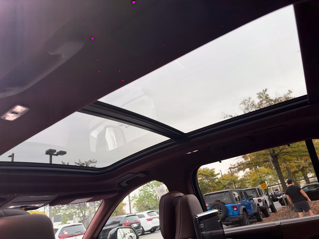 Used 2020 Lincoln Aviator Black Label w/ Dynamic Handling Package AWD/4WD image 32