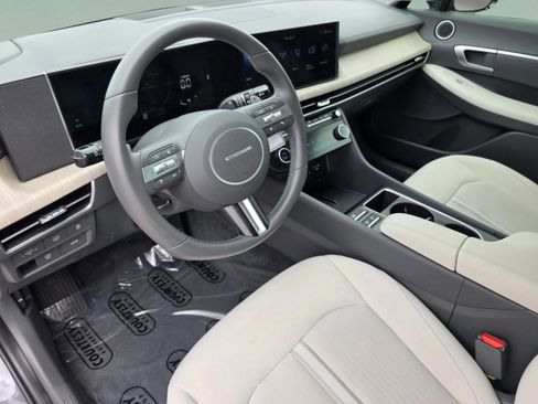 Used 2025 Hyundai Sonata SEL FWD image 17