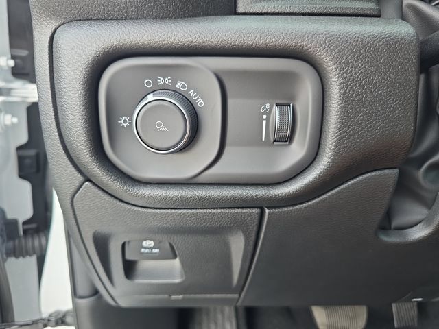 New 2026 RAM 1500 Tradesman AWD/4WD image 20
