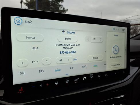 Certified 2024 Ford Escape ST-Line w/ Tech Pack #1 image 19