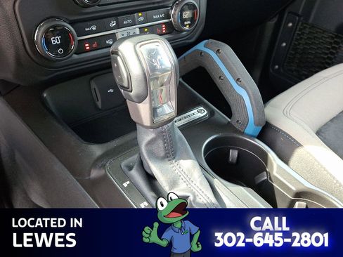 Used 2023 Ford Bronco Wildtrak image 21