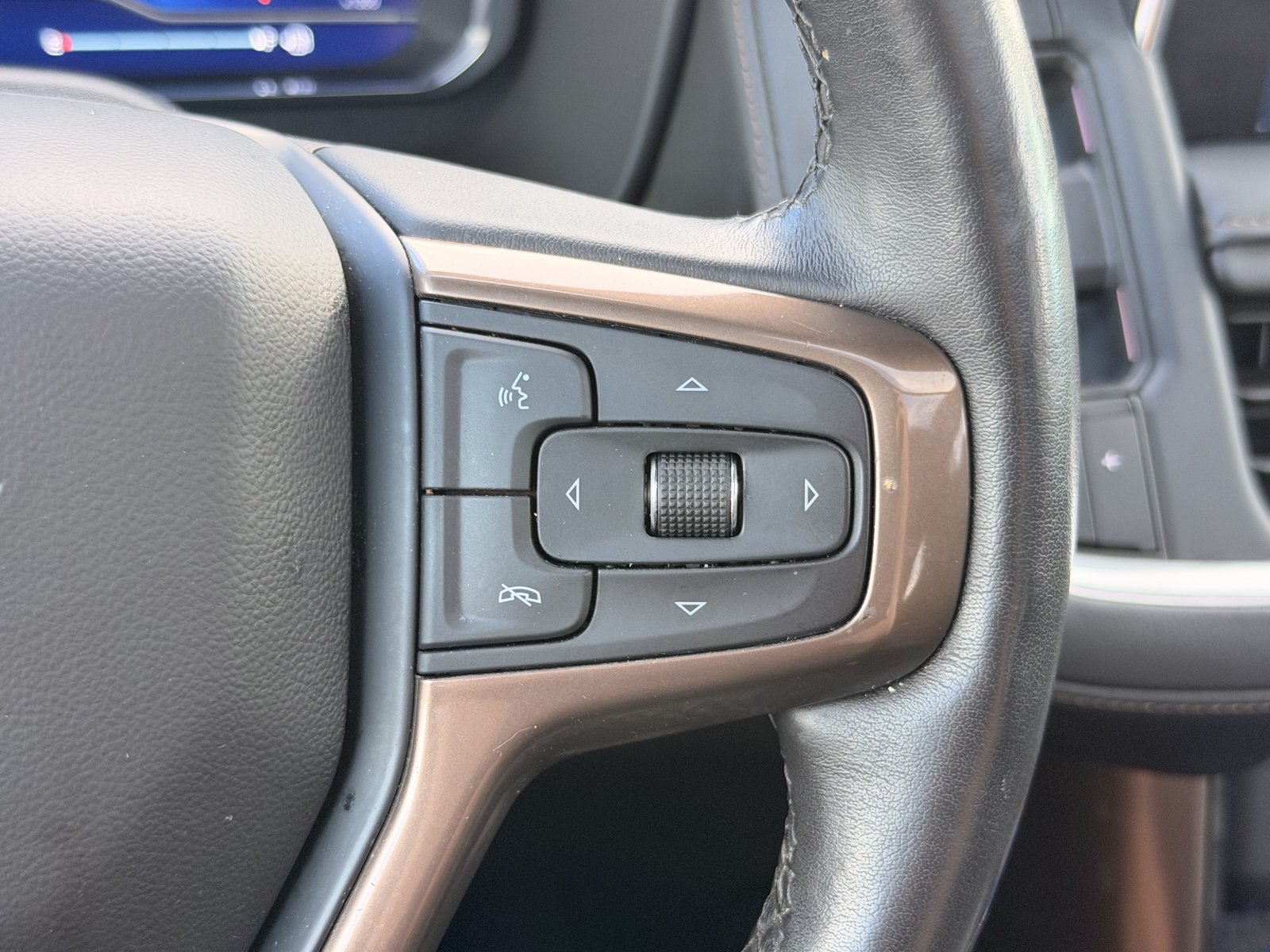 Used 2024 Chevrolet Tahoe High Country w/ Advanced Technology Package AWD/4WD image 20