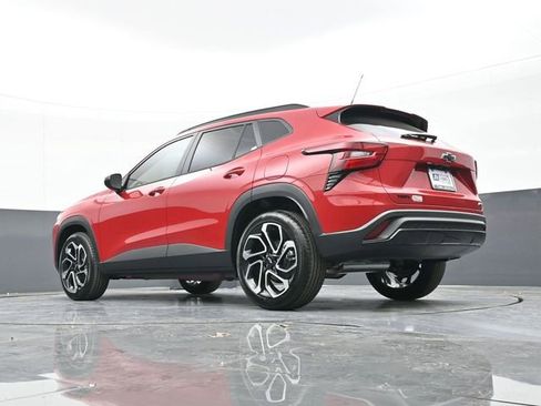 New 2026 Chevrolet Trax RS w/ Sunroof Package image 41