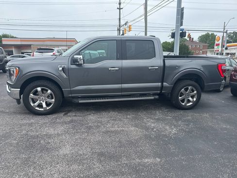 Used 2021 Ford F150 Lariat image 2