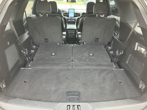Used 2020 Ford Explorer ST w/ Premium Technology Package AWD/4WD image 20