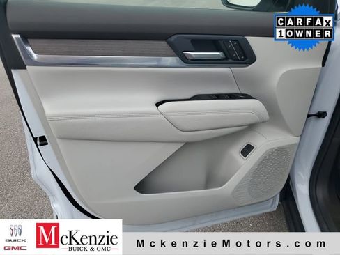 Used 2026 GMC Terrain Denali w/ LPO, Floor Liner Package AWD/4WD image 8