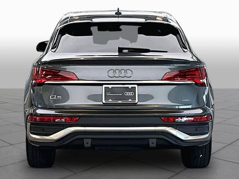 Certified 2023 Audi Q5 2.0T Premium w/ Convenience Package image 5